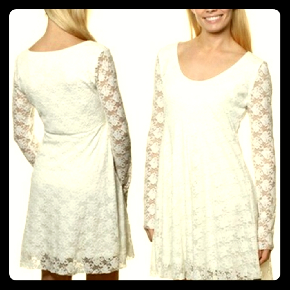 Billabong Off White/Ivory  Lace Long sleeved Dress Brand New